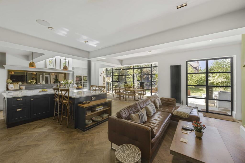 5 bedroom detached house for sale in Alan Drive, Hale, WA15